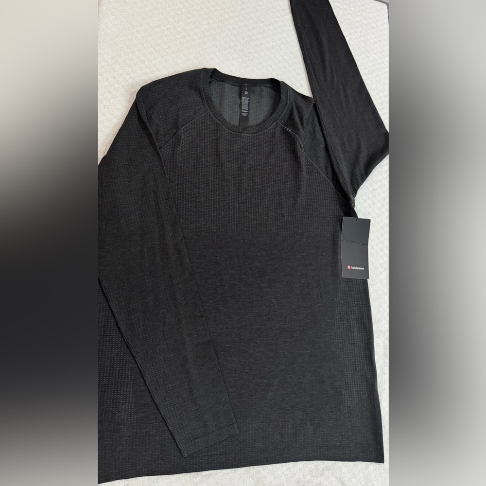 Metal Vent Tech Long
Sleeve Lululemon